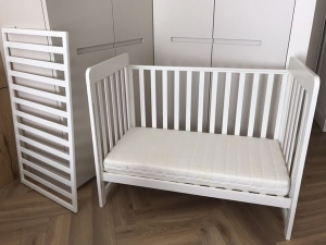 Kima Baby Royal в детской кроватке